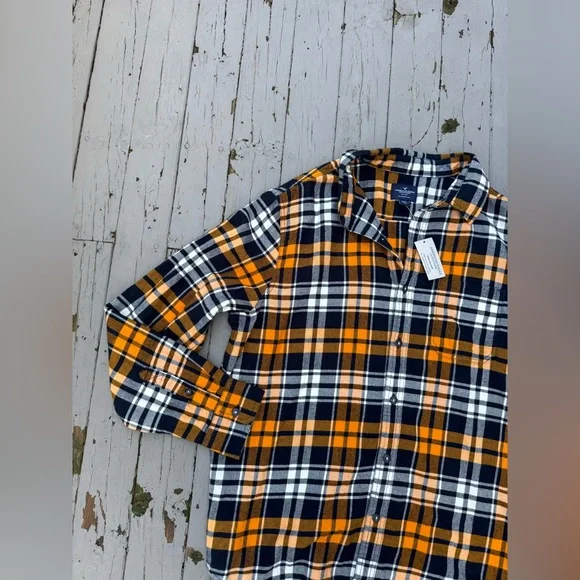NWT • VTG • American Eagle Flannel Button Down - size L - Picture 2 of 4